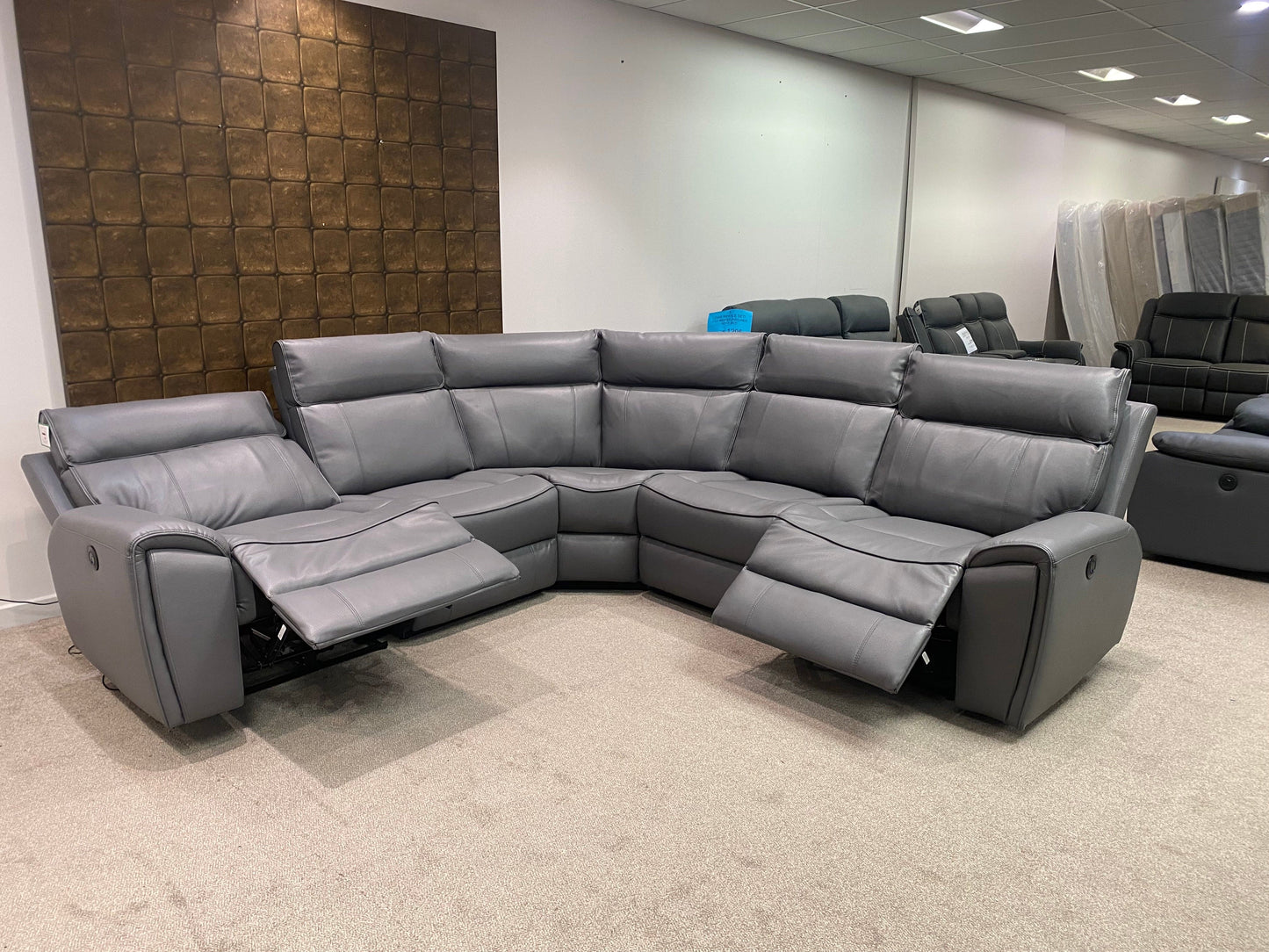 " Ronan " Milano Leather Sectional 5 Unit Power Recliner Corner Sofa With USB Charging Ports
