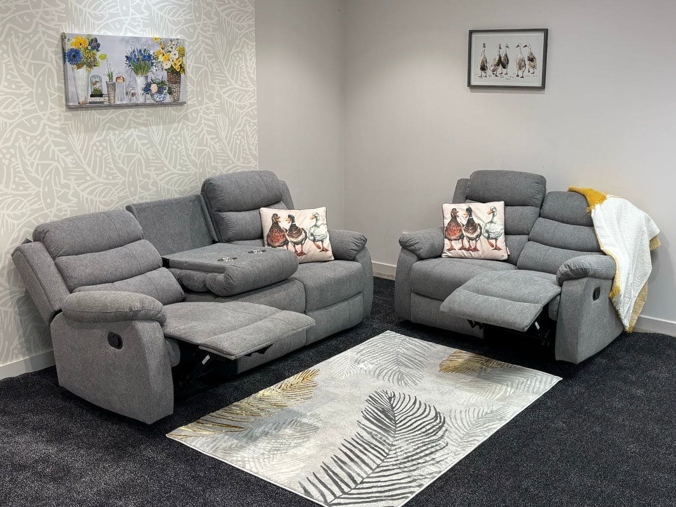 SPECIAL OFFER "Lewson" Manual Reclining Grey Fleck Fabric Sofa Set + Drinks Tray Table