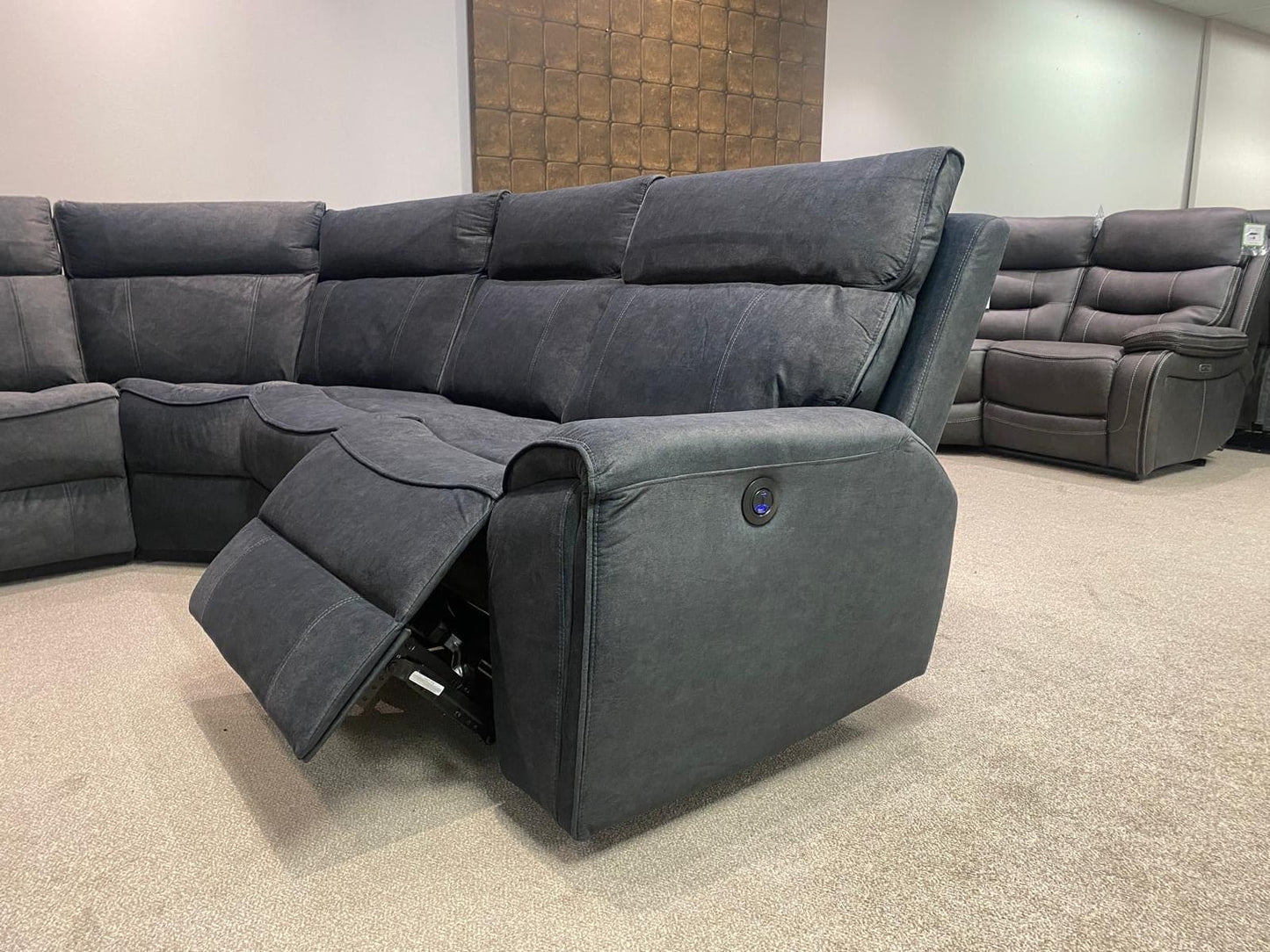 " Ronan " Sectional 6 Unit Plush Fabric Power Recliner Corner Sofa With USB Charing Ports + Drinks Console | Couch |