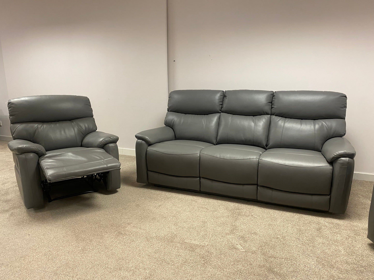DFS MILANO Grey Leather Electric Reclining 3 + 1 Seater Sofa Suite Set + USB Ports | Couch |