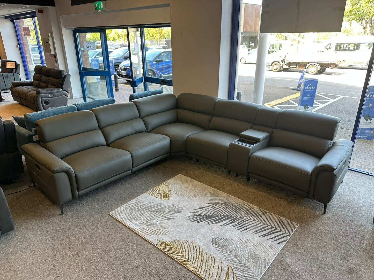 San Andreas Electric Recliner Grey Top Grain Leather Corner Sofa With Charging Console