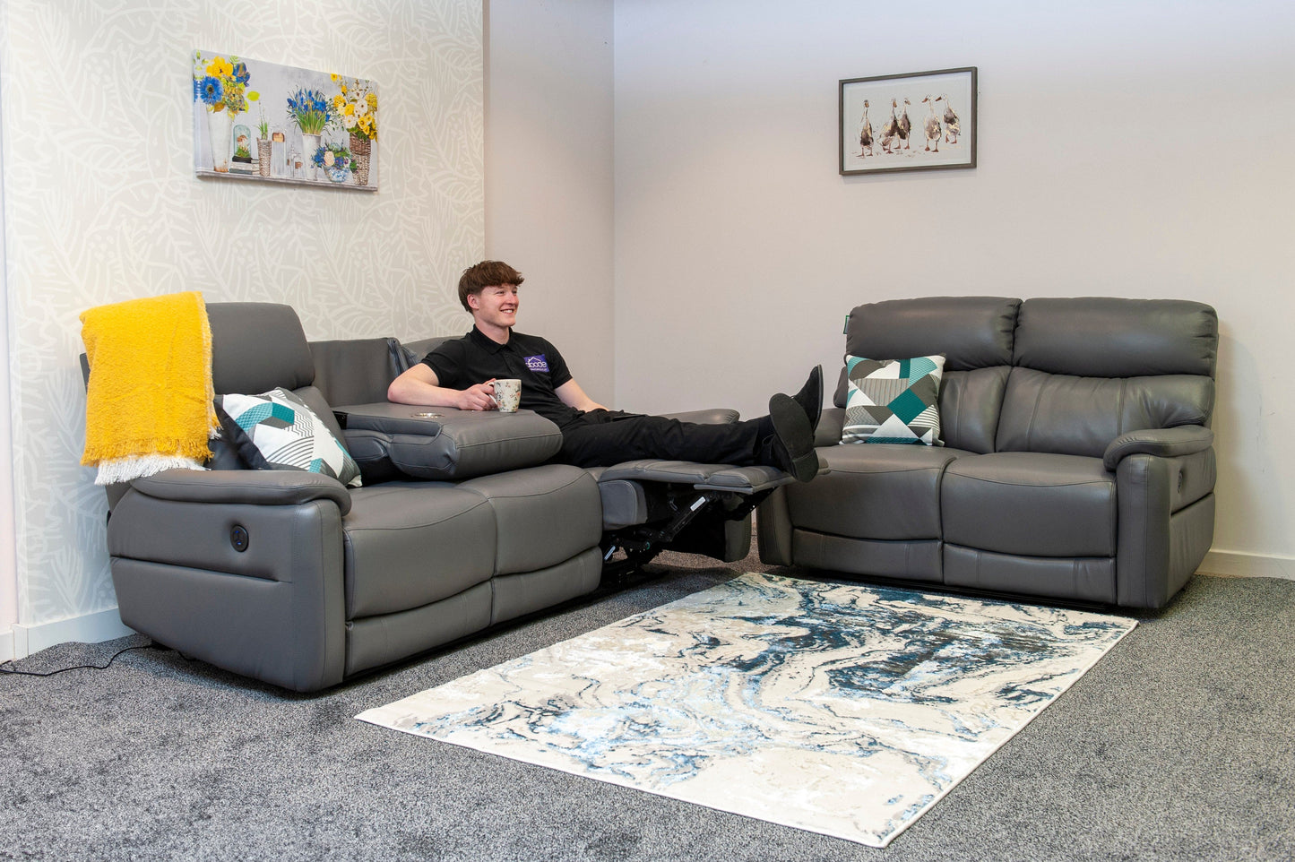 Special Offer! DFS Grey Milano Leather Electric Reclining 3 Seater + 2 Seater Sofa Suite Set With Drop Down Drinks Tray Table & USB Charging Ports | Couch |