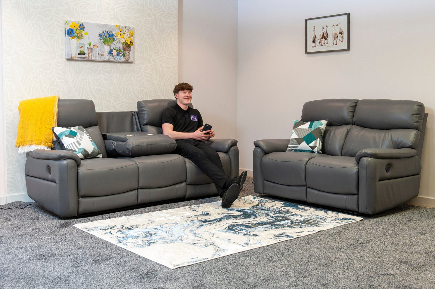 Special Offer! DFS Grey Milano Leather Electric Reclining 3 Seater + 2 Seater Sofa Suite Set With Drop Down Drinks Tray Table & USB Charging Ports | Couch |