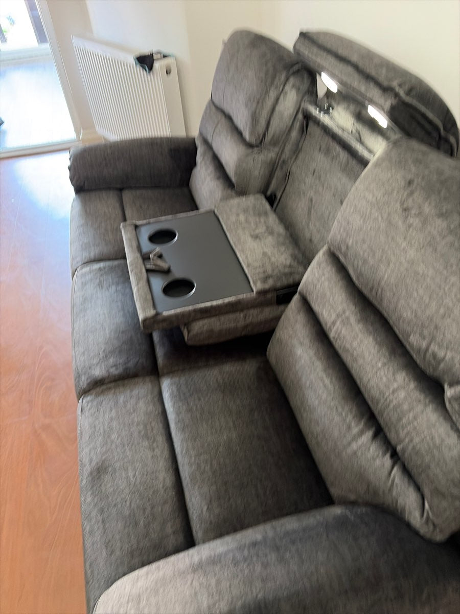 <h3>Our customers say it best - Over <strong>40,000</strong> sofas delivered 🚚 </h3>