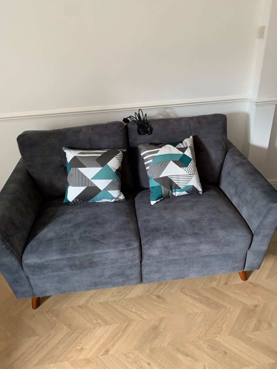 <h3>Our customers say it best - Over <strong>40,000</strong> sofas delivered 🚚 </h3>