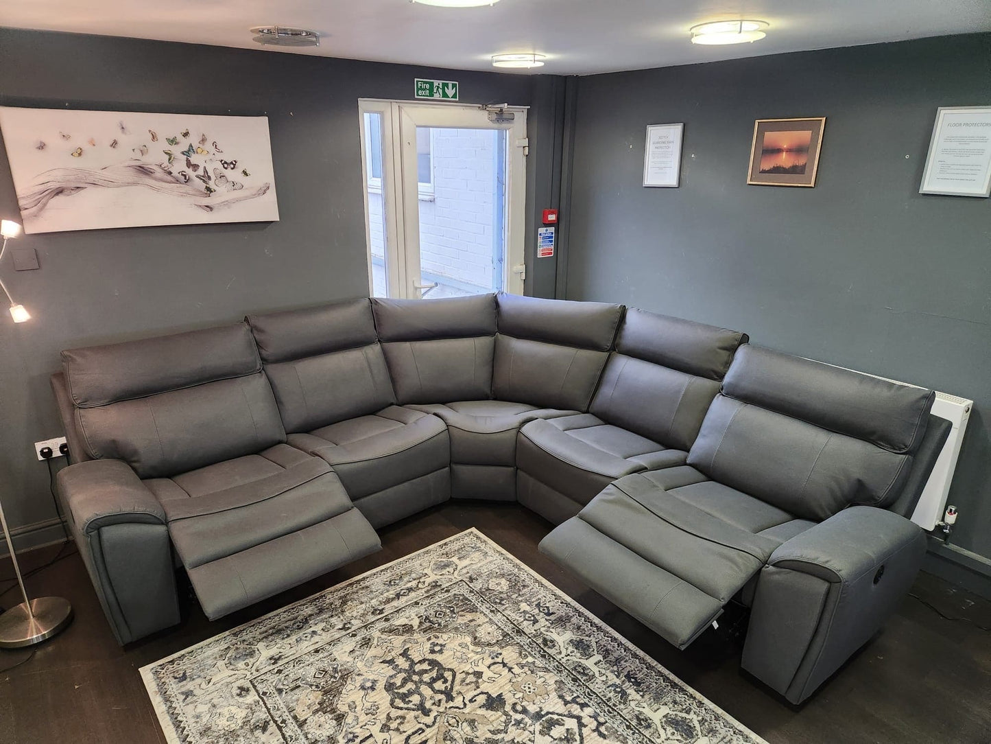 ‘Ronan' 2c2 Electric Recliner Easy Clean Microfibre Grey Tech Fabric Corner Sofa + USB Charging Ports - Reversible