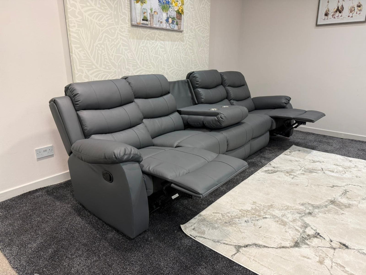 Lando Grey Leather 5 Seater Sofa | Fold Down Tray Table, High Headrest & Seating Position Couch