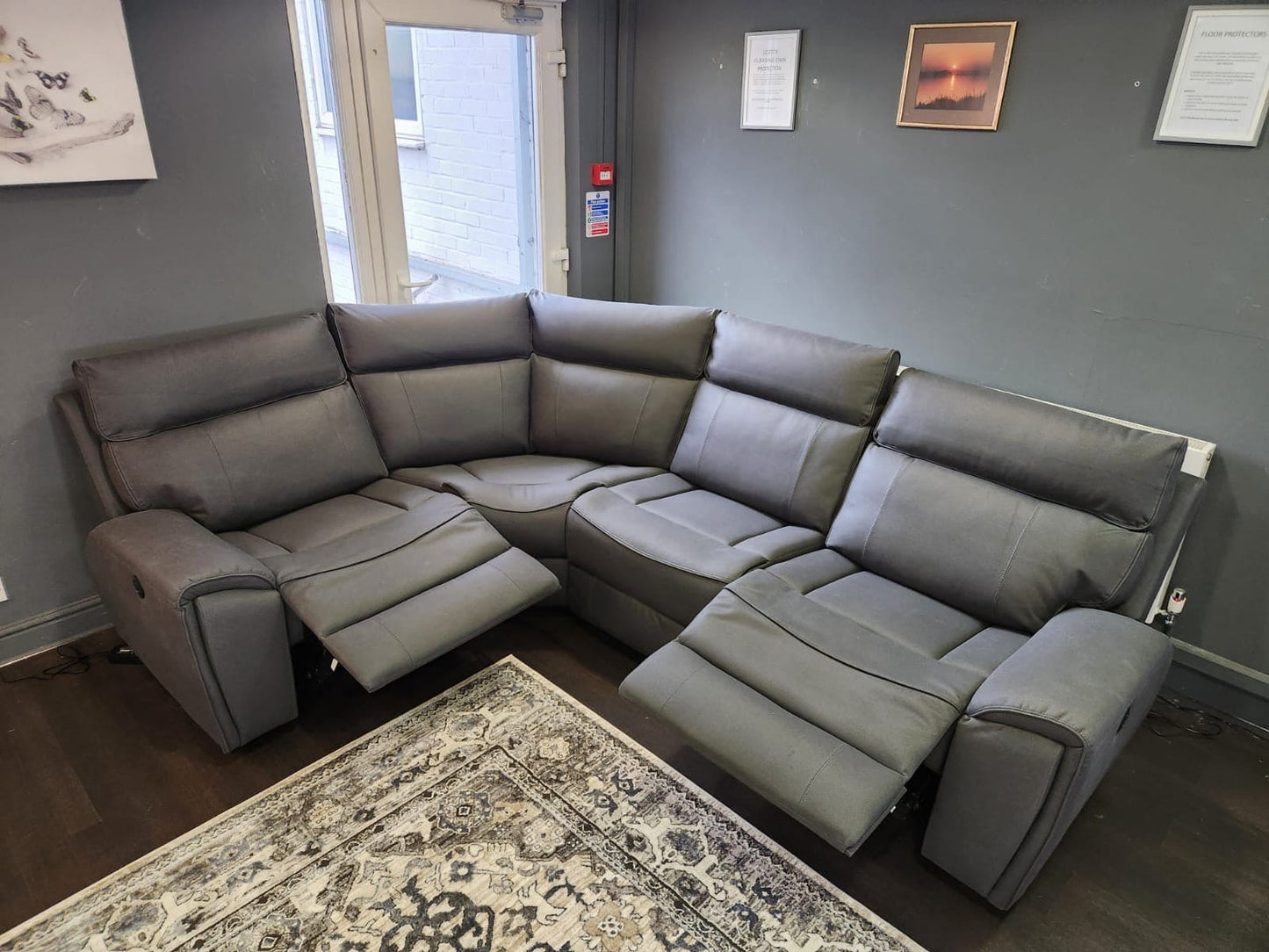 'Ronan' 2c1 Electric Recliner Easy Clean Microfibre Grey Tech Fabric Corner Sofa + USB Charging Ports - Reversible