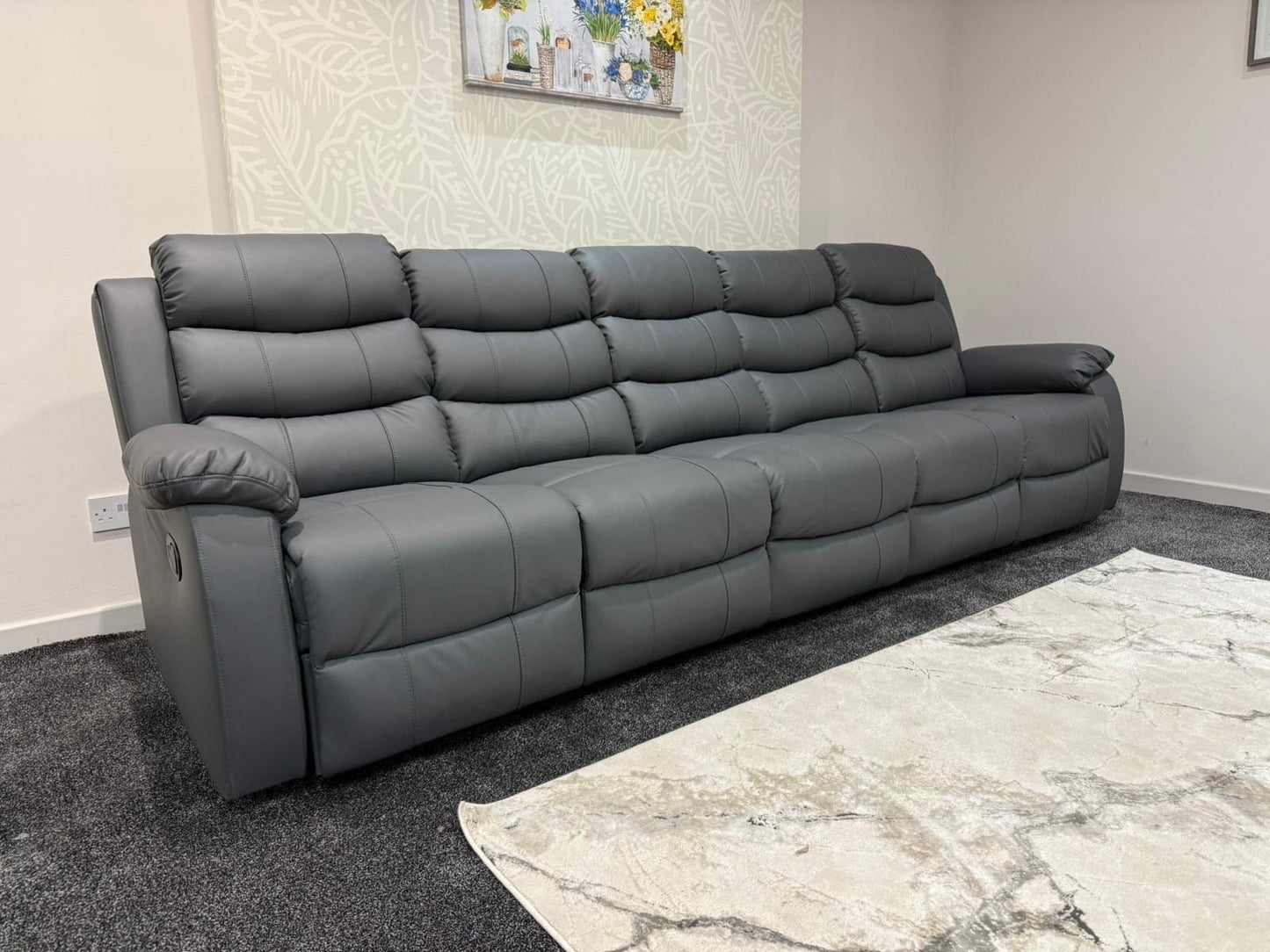 Lando Grey Leather 5 Seater Sofa | Fold Down Tray Table, High Headrest & Seating Position Couch