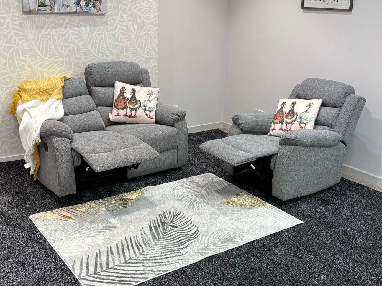"Lewson" Electric / Power Reclining Grey Fleck Fabric Sofa Set - USB Charging & Drinks Tray Table | Couch |