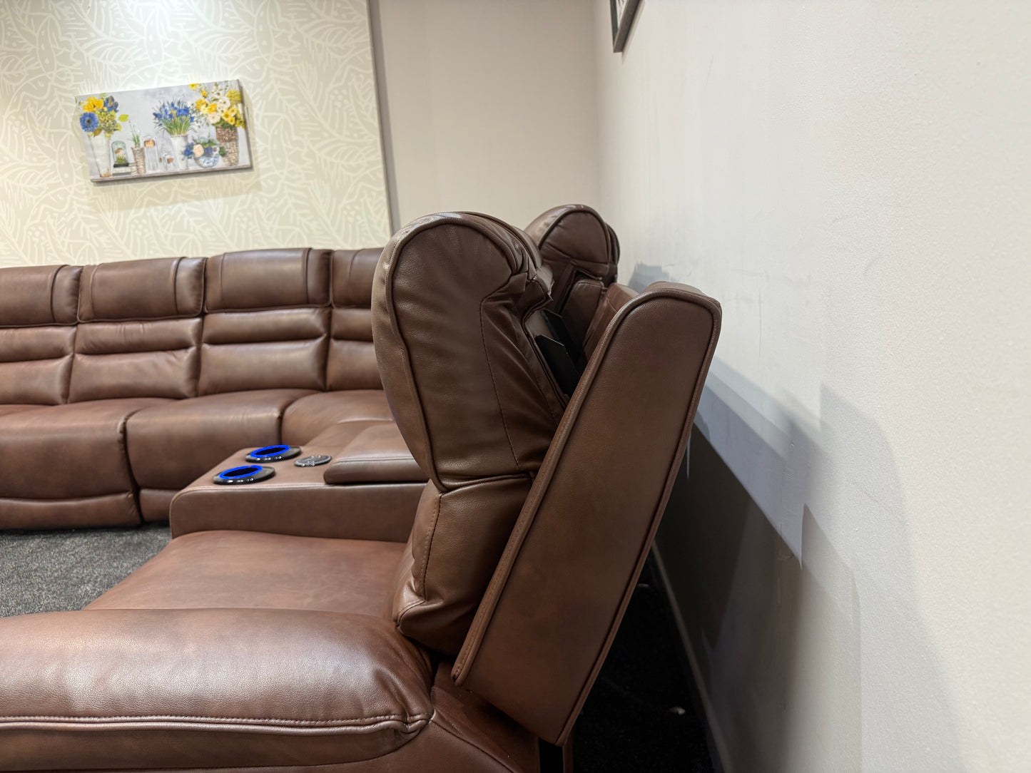 Donald Cinema Tech 3C2C Brown Leather Modular Power Recliner Corner Sofa – 3 Recliners, Drinks Coolers &amp; Wireless Charging