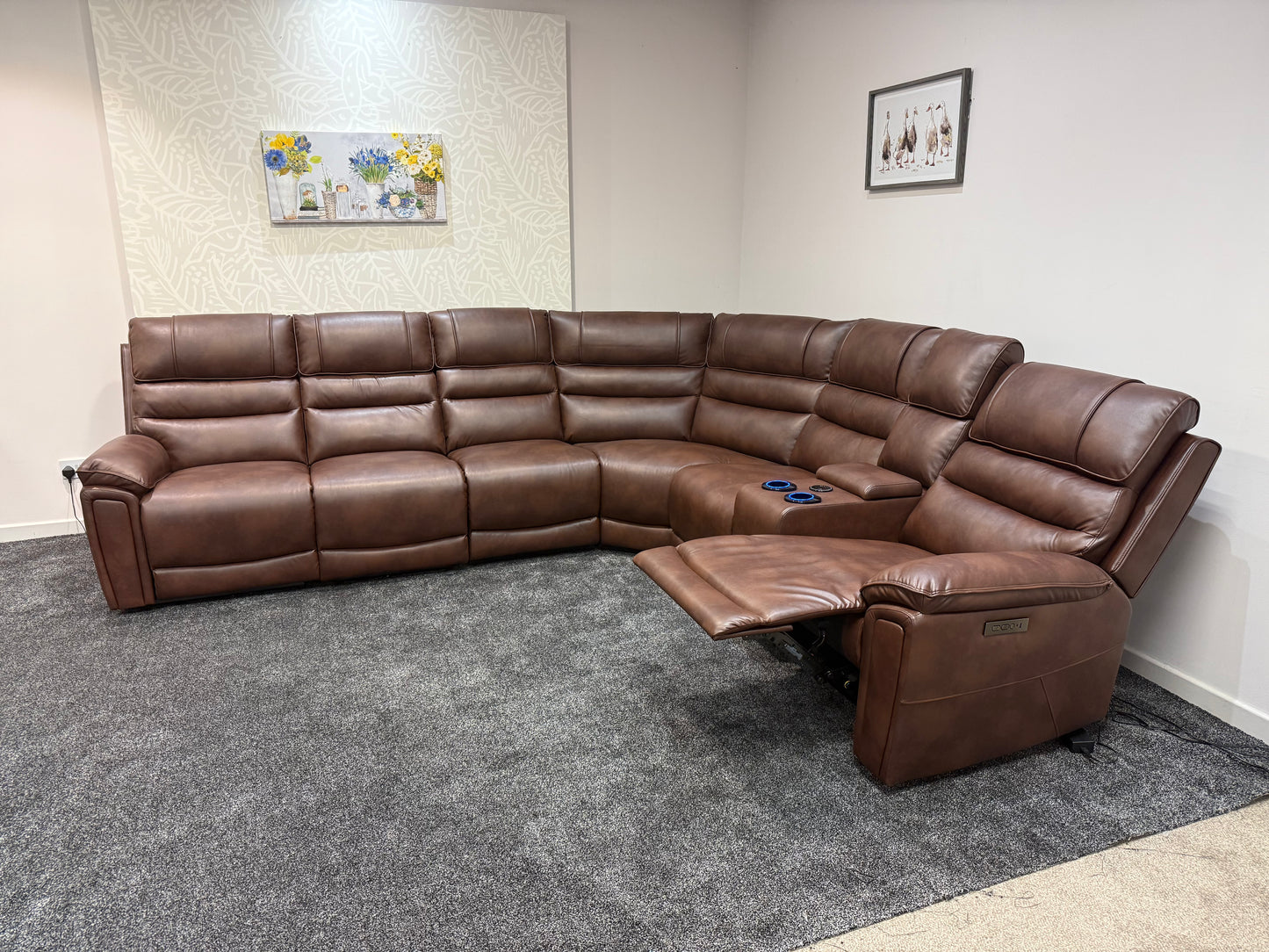 Donald Cinema Tech 3C2C Brown Leather Modular Power Recliner Corner Sofa – 3 Recliners, Drinks Coolers &amp; Wireless Charging