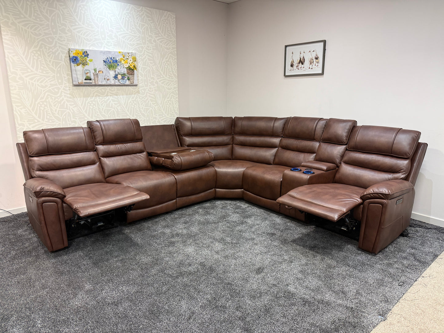 Donald Cinema Tech 3C2C Brown Leather Modular Power Recliner Corner Sofa – 3 Recliners, Drinks Coolers &amp; Wireless Charging