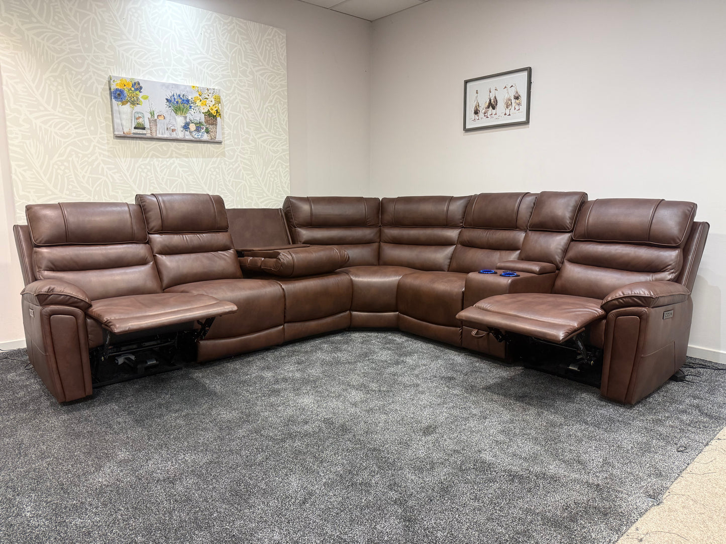 Donald Cinema Tech 3C2C Brown Leather Modular Power Recliner Corner Sofa – 3 Recliners, Drinks Coolers &amp; Wireless Charging