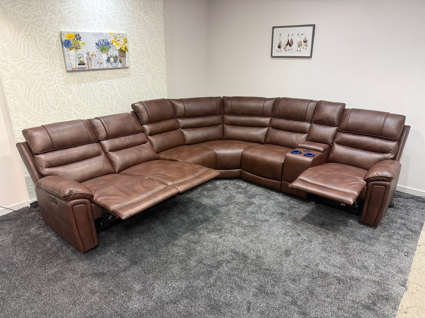 Donald Cinema Tech 3C2C Brown Leather Modular Power Recliner Corner Sofa – 3 Recliners, Drinks Coolers &amp; Wireless Charging