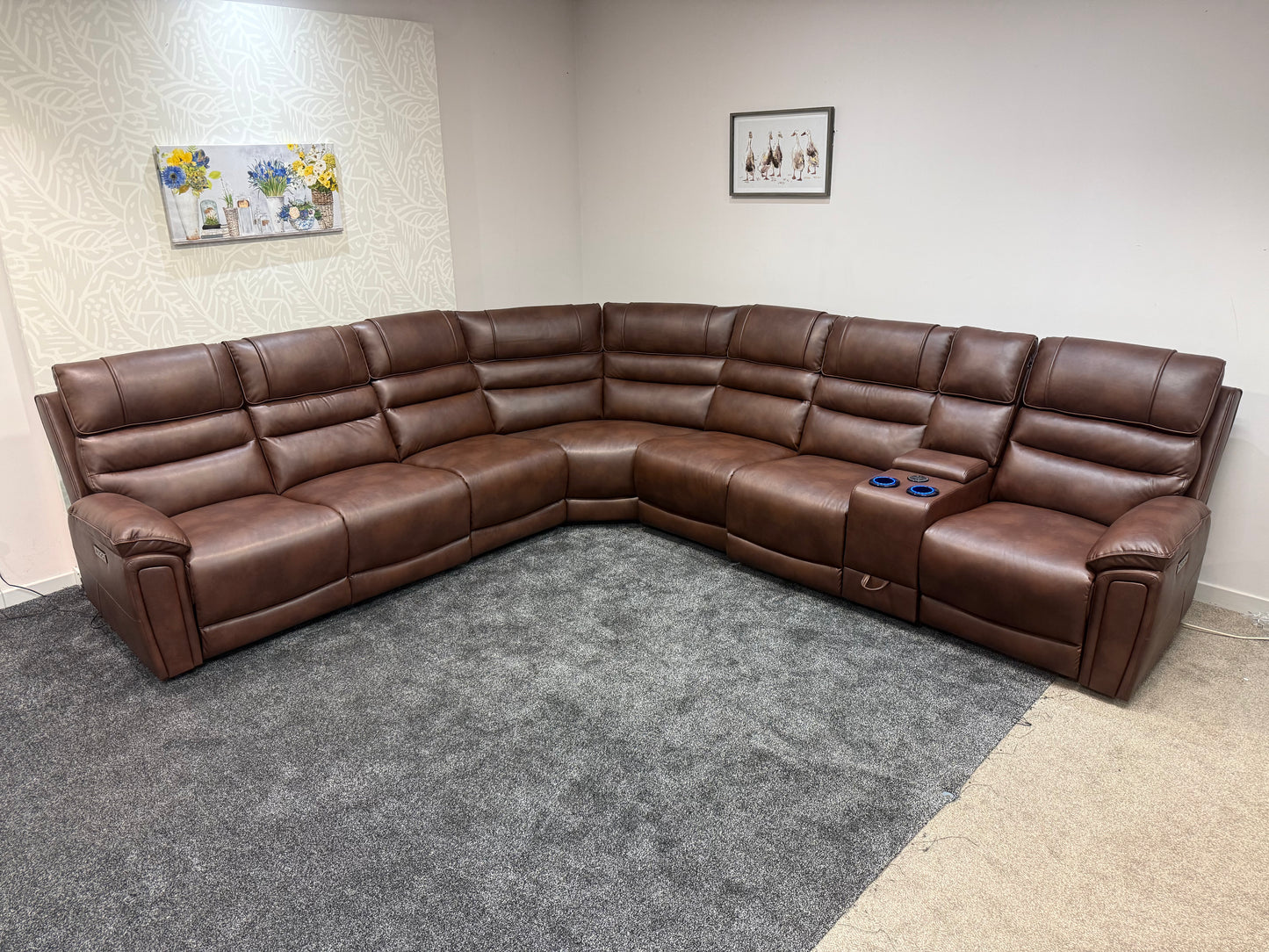 Donald Cinema Tech 3C3C Brown Leather Modular Power Recliner Corner Sofa – 4 Recliners, Drinks Coolers & Wireless Charging