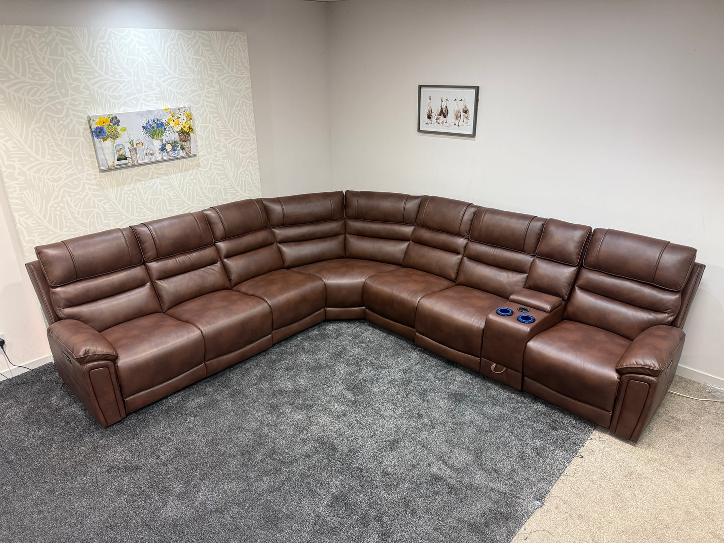 Donald Cinema Tech 3C3C Brown Leather Modular Power Recliner Corner Sofa – 4 Recliners, Drinks Coolers & Wireless Charging