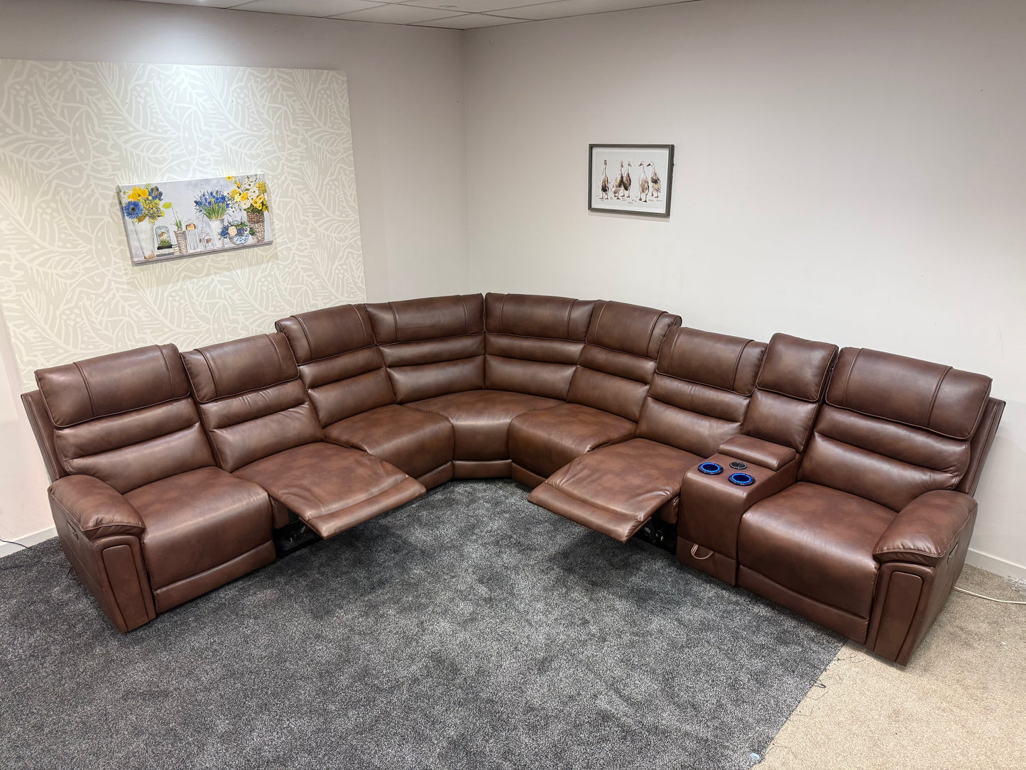 Donald Cinema Tech 3C3C Brown Leather Modular Power Recliner Corner Sofa – 4 Recliners, Drinks Coolers & Wireless Charging