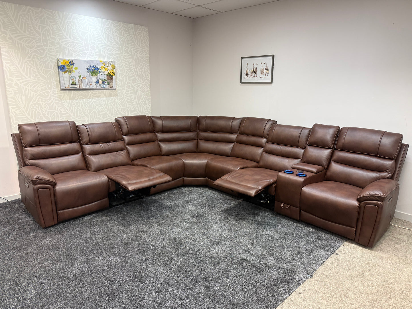 Donald Cinema Tech 3C3C Brown Leather Modular Power Recliner Corner Sofa – 4 Recliners, Drinks Coolers & Wireless Charging
