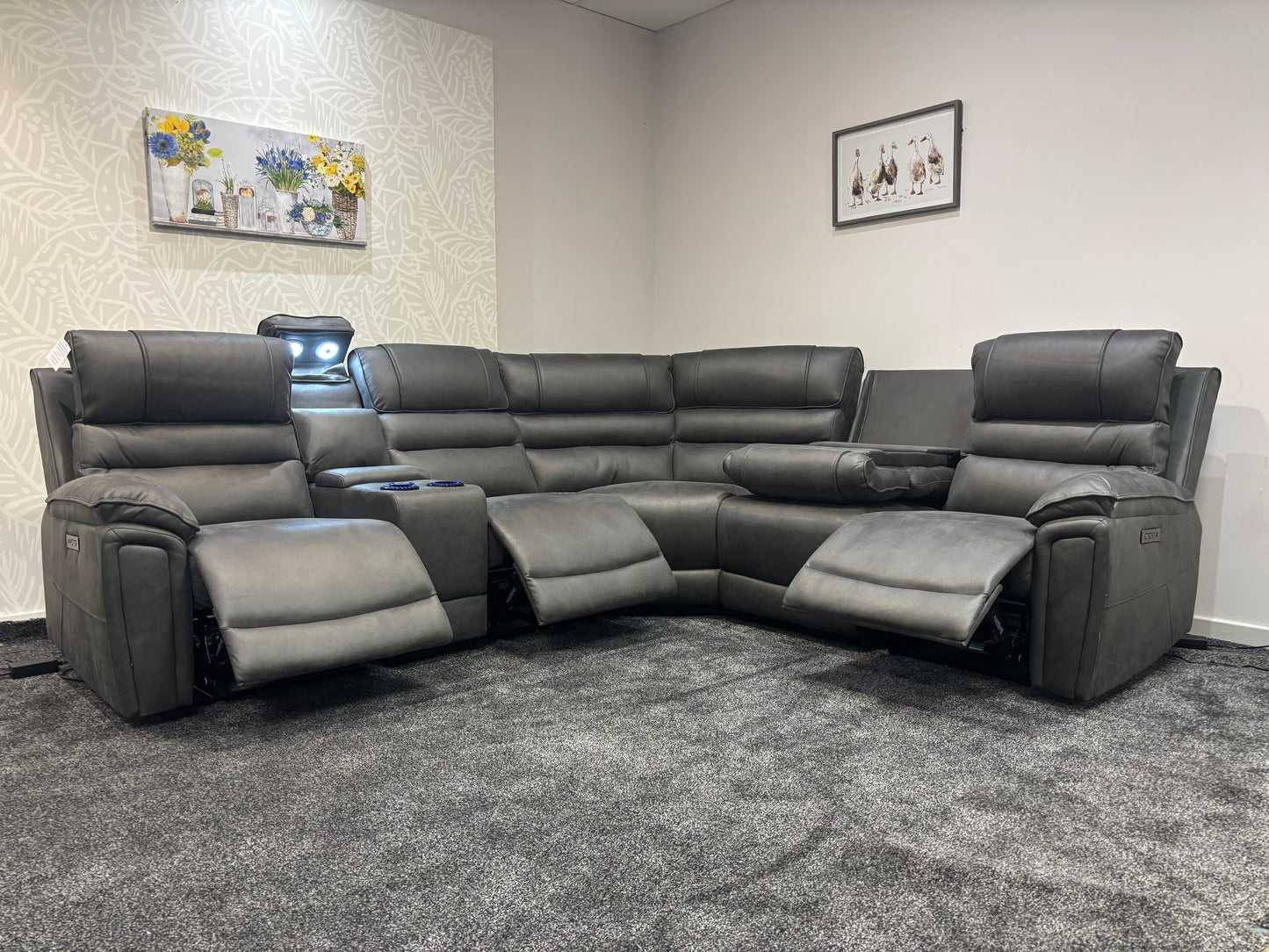Donald Cinema Tech 2C2C Easy-Clean Suede Fabric Modular Power Recliner Corner Sofa – 3 Recliners, Drinks Coolers &amp; Wireless Charging